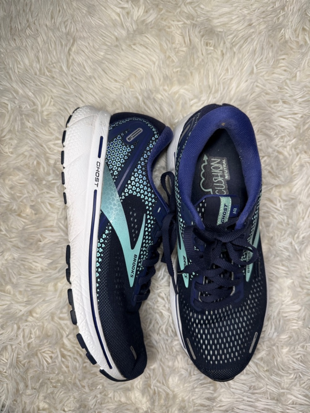 Brooks Navy woman’s Ghost 14 running Shoes